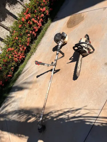 Kit Roçadeira e moto serra