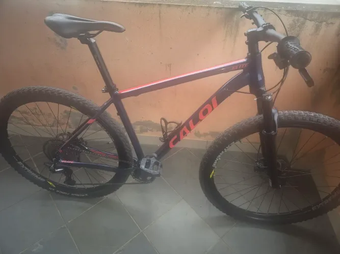 Bicicleta aro 29 caloi elite , vendo ou troco por bicicleta menor valor