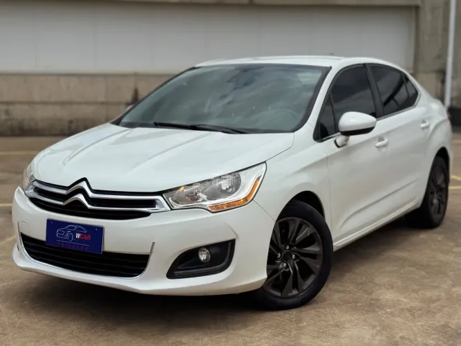 Citroen C4 Lounge Exclusive 1.6 Turbo Flex Aut. 2015