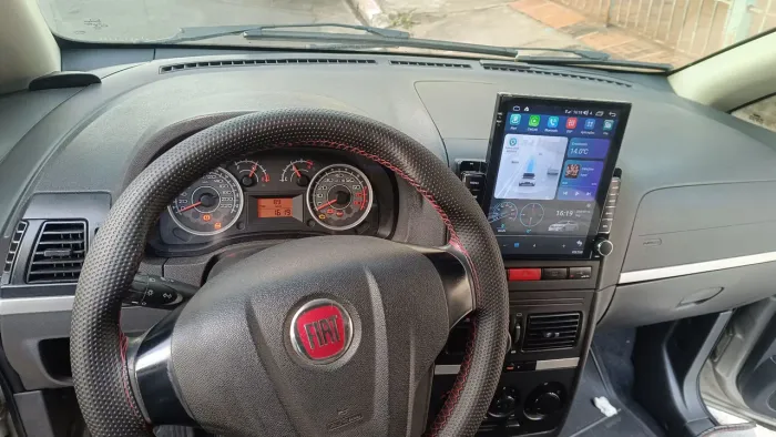 Fiat Idea Attractive 1.4 Fire Flex 8V 5P 2012