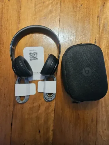 Fone de Ouvido Beats Solo 4 Muito novo
