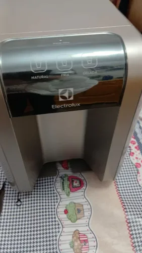 Purificador de água Electrolux (Natural, Fria e Gelada)