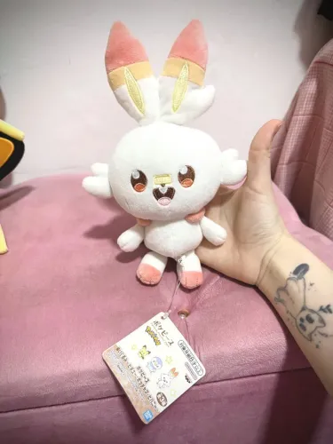 pelúcia original Banpresto do Pokémon Scorbunny