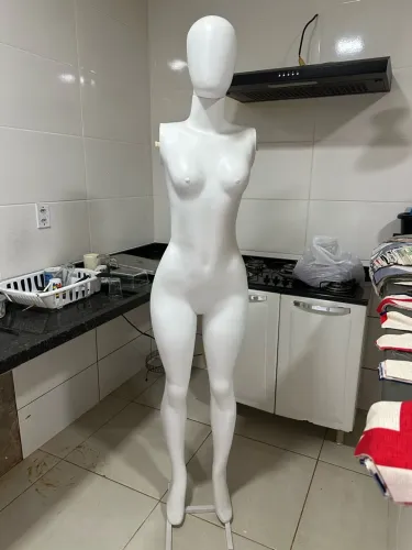 Manequim com braço 