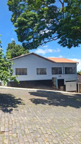 Casa a venda em Cambuquira/MG