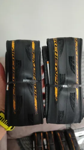 Pneu continental archetype tubeless 700x30 novo.
