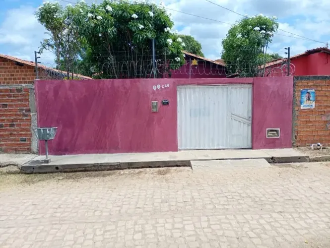 Aluga se casa zona norte Park Firmino