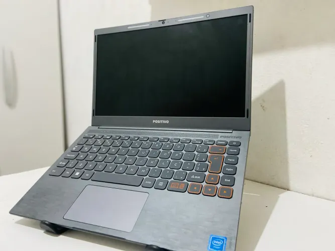 Notebook Positivo em perfeito estado 