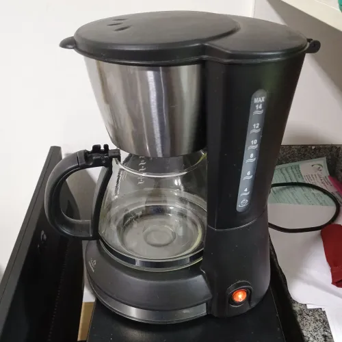 Cafeteira elétrica PHILCO PH14