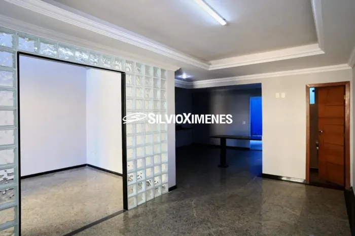 Casa com 3 quartos à Venda, Nova Floresta - Belo Horizonte