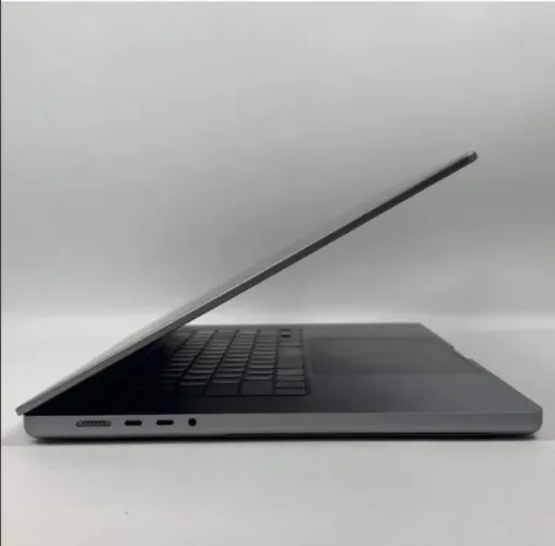 MacBook Pro M1 Pro 16gb 1T