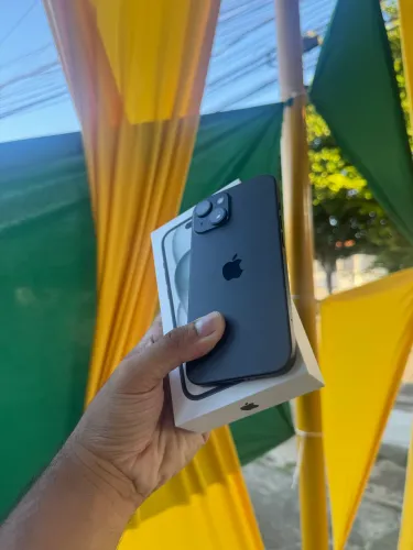 IPhone 15 Preto 128GB Chip Físico - 90 dias de garantia