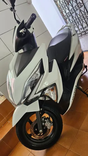 Honda Elite