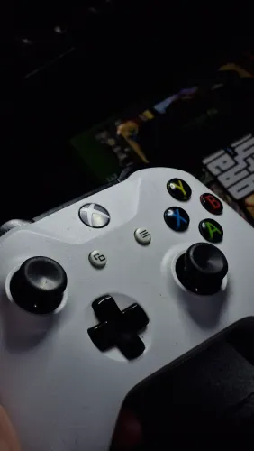 XBOX ONE FAT CONTROLE E 4 JOGOS TROCO POR PLACA DE VÍDEO
