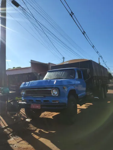 Caminhão D-60 para Fretes Agrícolas 
