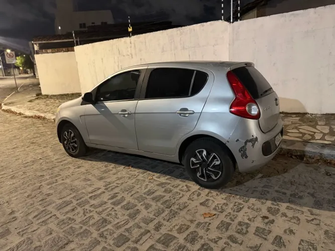 Fiat Palio Attractive 1.0 EVO Fire Flex 8V 5P 2014