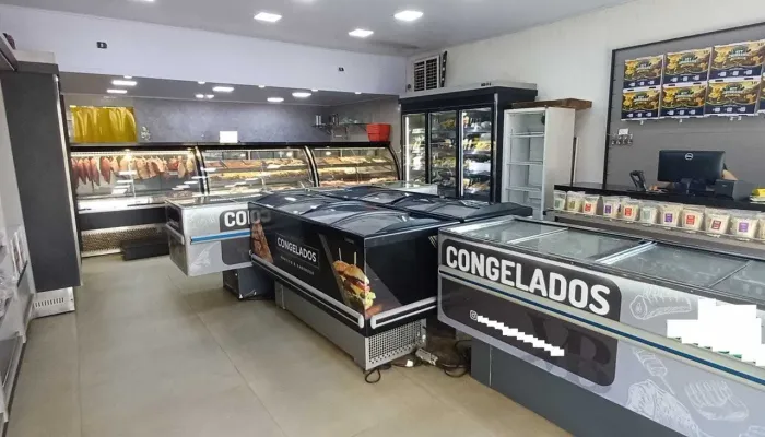 VENDO VASA DE CASA EM GOIÂNIA
