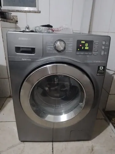 Vendo uma lava e seca Samsung 10kg 