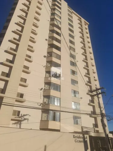 Apartamento com 3 dormitórios à venda, 118 m² por R$ 650.000 - Vila dos Lavradores - Botuc