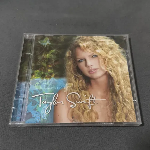 CD Taylor Swift (Lacrado)