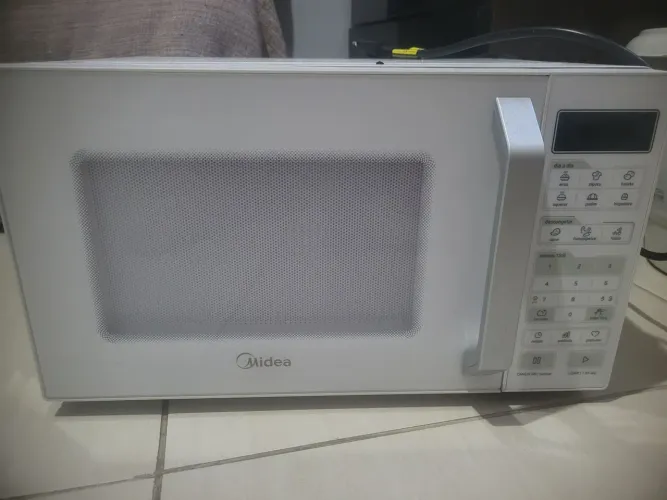 Vendo micro-ondas (Prato não gira)