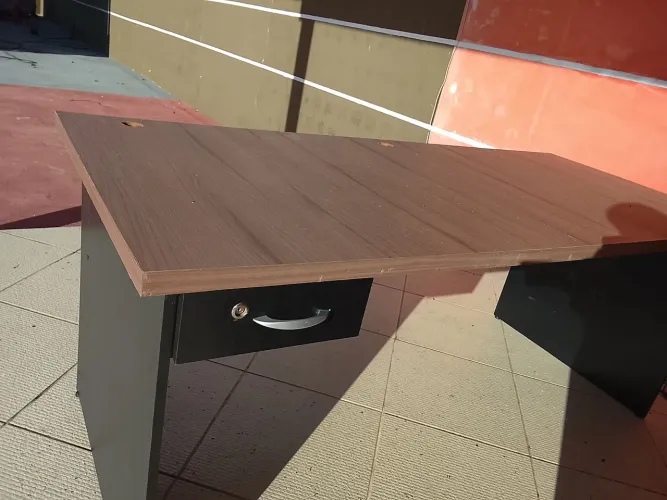 Mesa para escritório