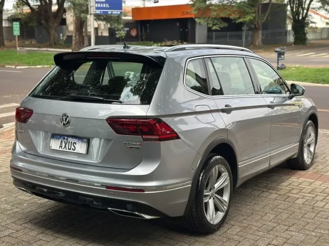 Volkswagen Tiguan Allspac R-line 350 TSI 2.0 4X4 2020