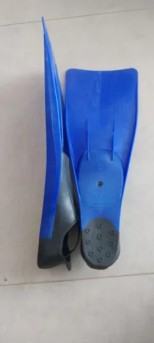 Pés de pato para mergulho