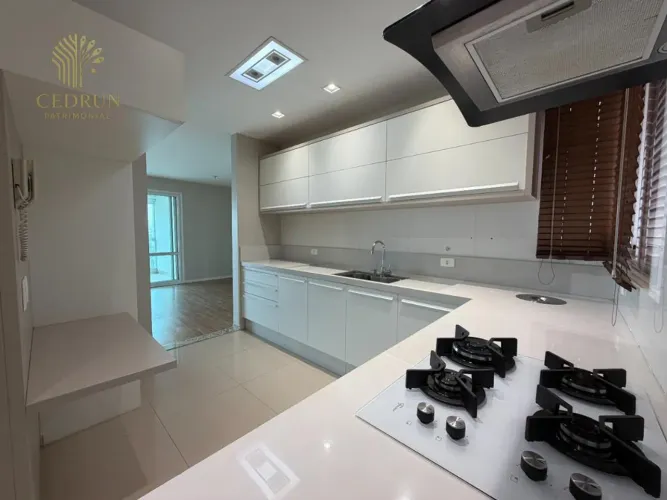 Apartamento à venda no Maison Montalcino em Maringá, 3 suítes, 120 m², sacada gourmet e 2