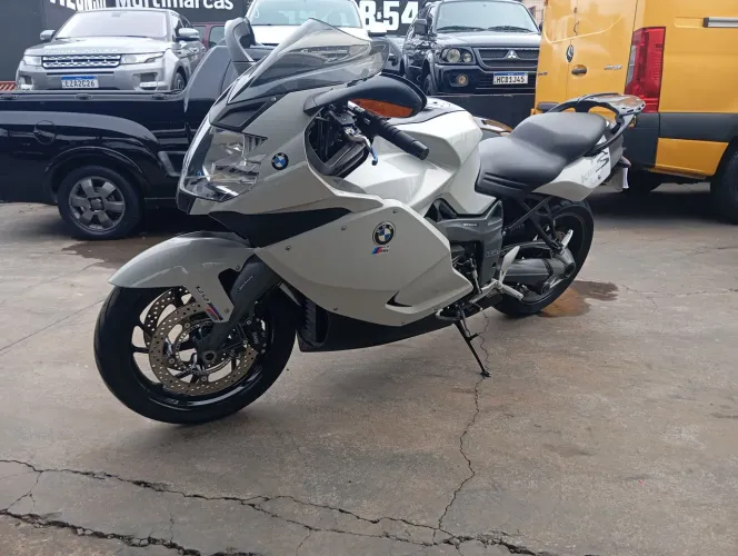 BMW 1300 S IMPECAVEL 2009