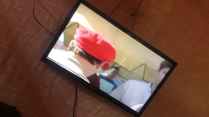 Vendo Tv de 14 polegada fininha