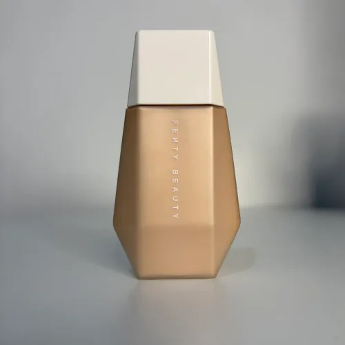 Base líquida Fenty Eaze Drop Blurring Lightweight Blurring Skin Tint