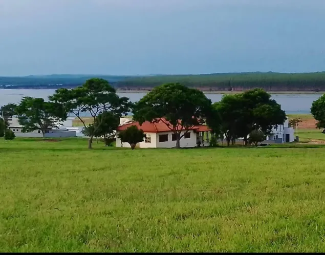 LINDO TERRENO NO CONDOMÍNIO RIVIERA DE SANTA CRISTINA IV !!!