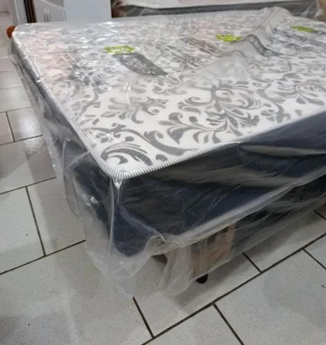 Colchão molas casal novo Garantia hoje entrego 