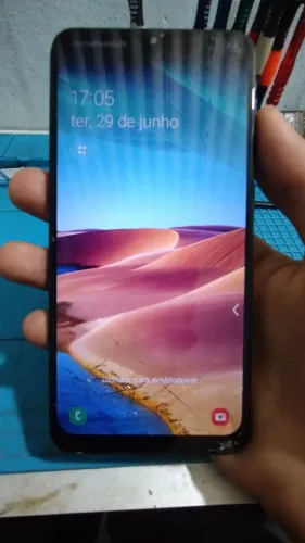 Samsung M10 