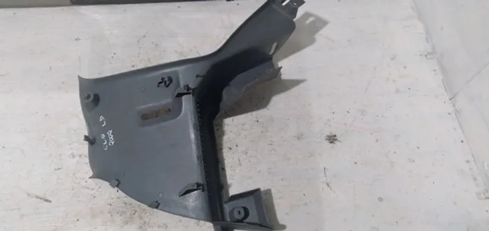 Moldura tampao porta malas traseira L.E Clio 2000/05