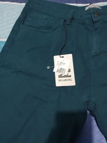 So hoje! Bermuda Billabong Original 46 Masculina Nova na Etiqueta.  Perfeita 