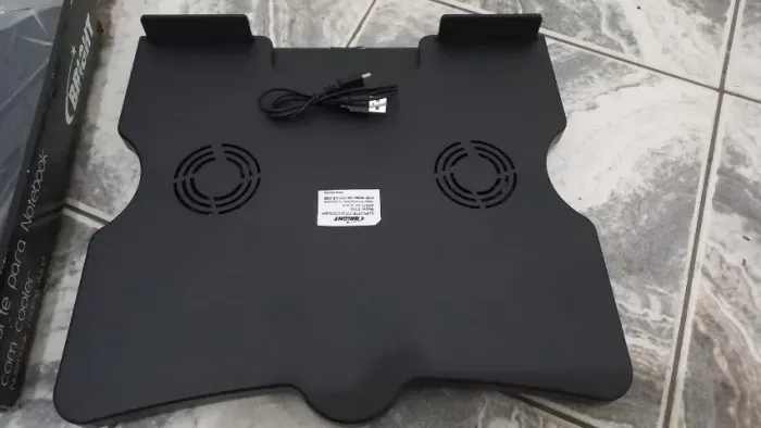 SUPORTE  PARA NOTEBOOKS COM  COOLER PARA 8 POSIÇÕES