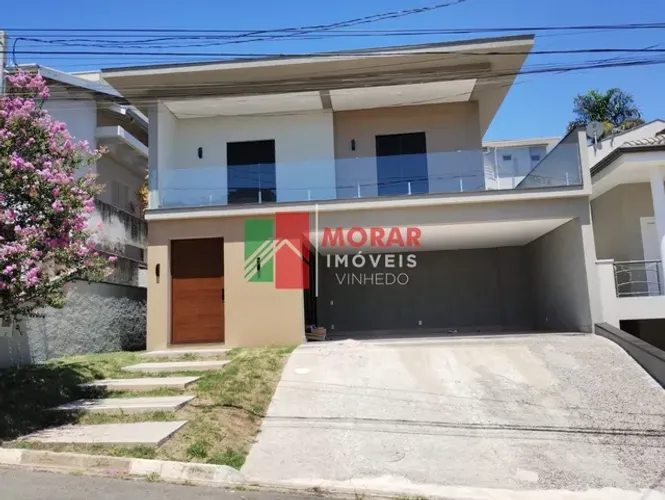 Casa Nova no Condomínio Terras de São Francisco em Vinhedo/SP