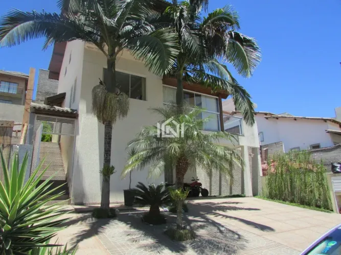 Casa à venda no Condomínio Parque das Rosas II