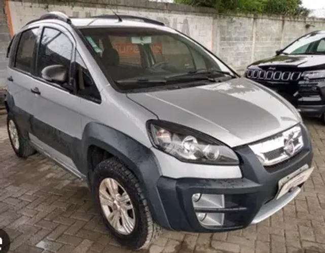Fiat Idea Adventure 1.8 (Sucata), 2012/2013..