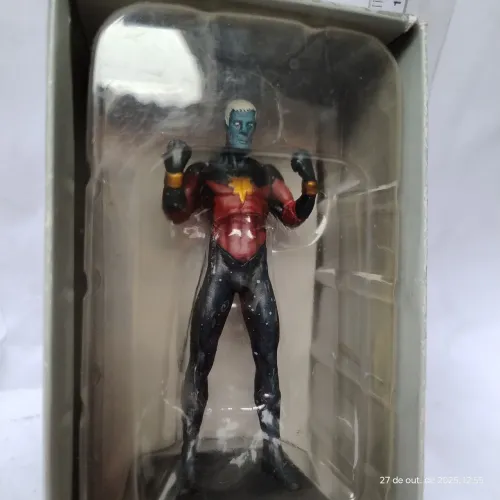 Coleção Eaglemoss Marvel antigo. Capitão Marvel.