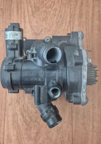 Bomba De Agua Audi A3/a4/a5/a6/q2/q7 2016 F56777612 original no estado