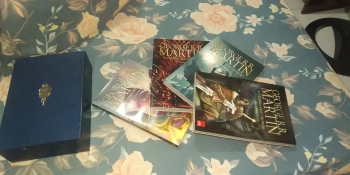 HQs: Game of Thrones e o Cavaleiro dos Sete Reinos.