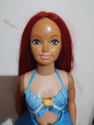 Boneca Barbara gigante customizada de sereia ( Ariel)