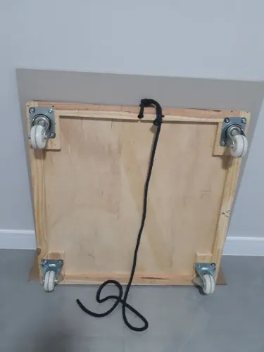 Carrinho NOVO. Suporta + de 300kg. Só venda. Ideal para quem faz trabalho pesado.