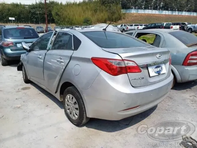 SUCATA HYUNDAI HB20S COMFORT PLUS 1.0 12V CVVT - 2014