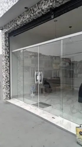 Vidraceiro instalador de vidro temperado 