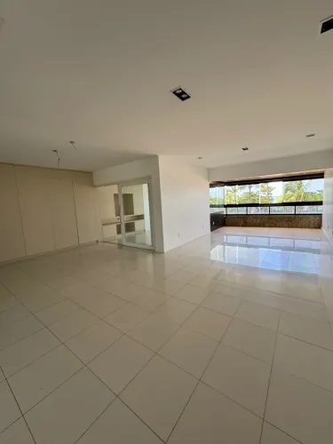 BEIRA MAR 3 suites. OPORTUNIDADE ÚNICA!