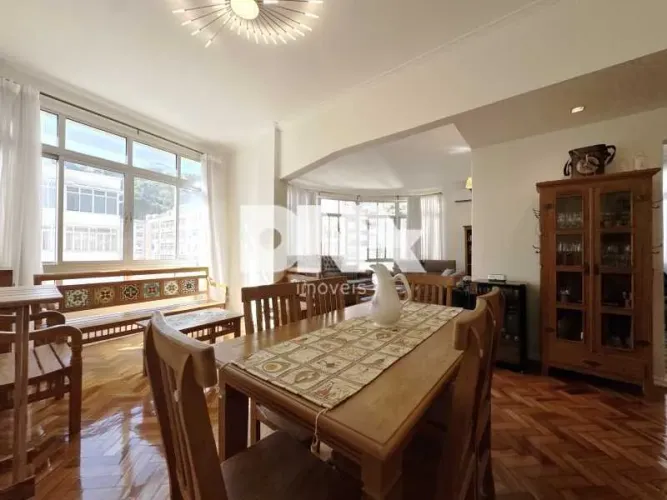 Apartamento : Padrão / Residencial / Copacabana